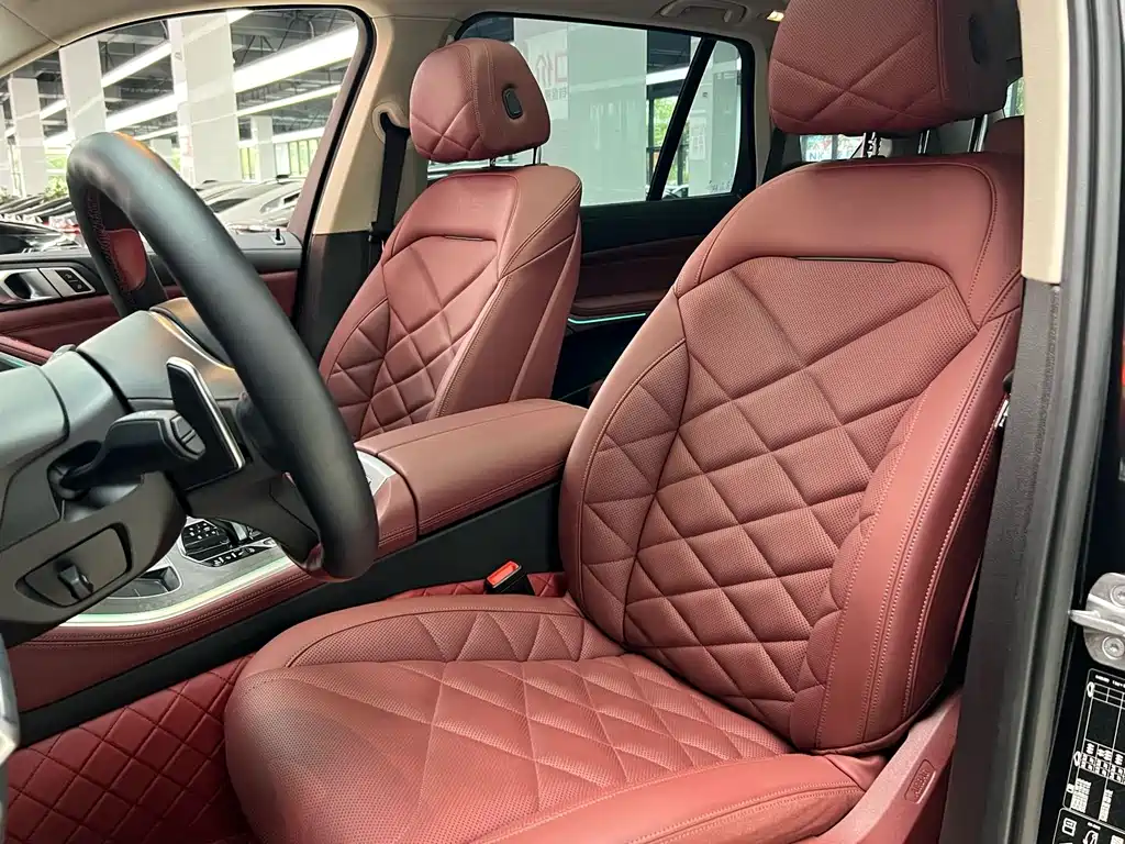 BMW X5 2022 xDrive 30Li Premium M Sport