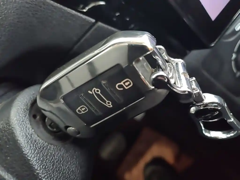 Citroen Elysee — миниатюра 9