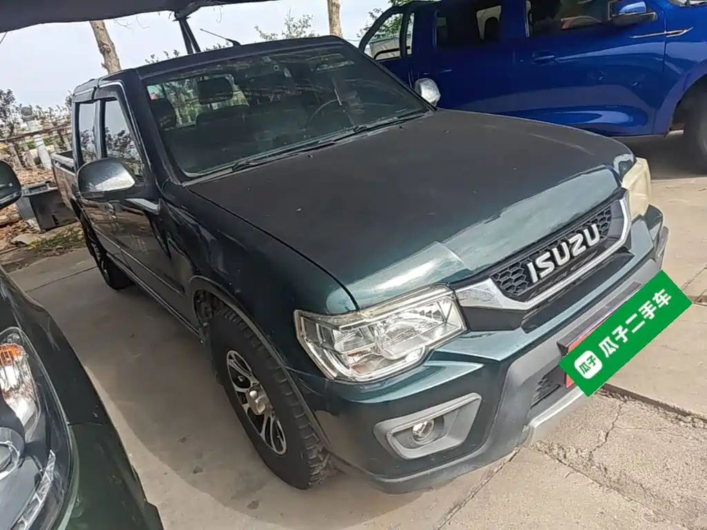 Isuzu Pickup — миниатюра 4