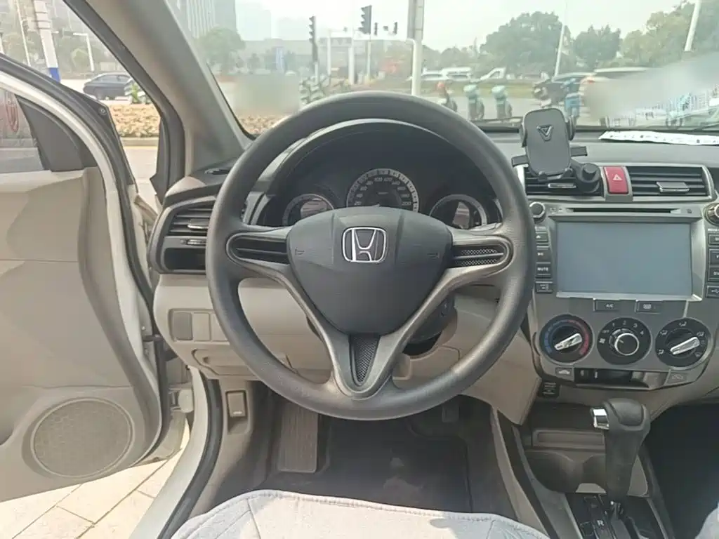 Honda City Classic — миниатюра 11