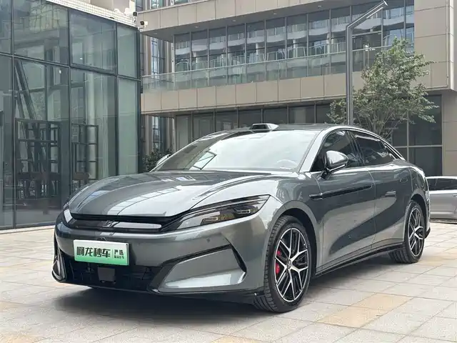 BYD HAN L 2025