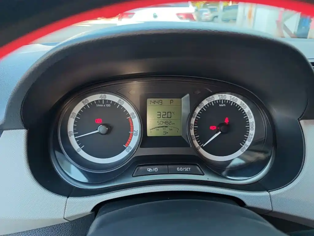 Skoda Fabia — миниатюра 12