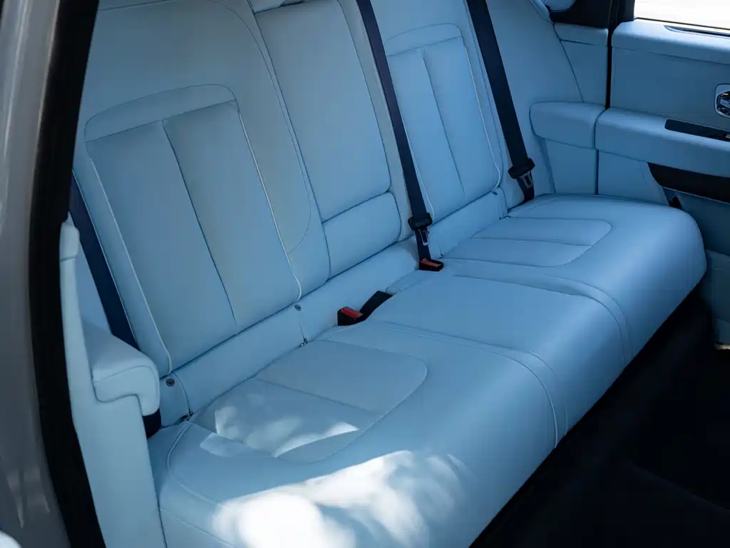 Rolls-Royce Cullinan — миниатюра 25