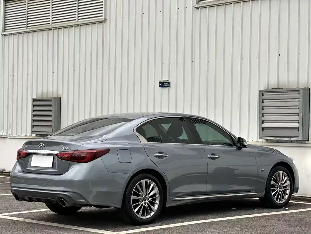 Infiniti Q50L — миниатюра 7