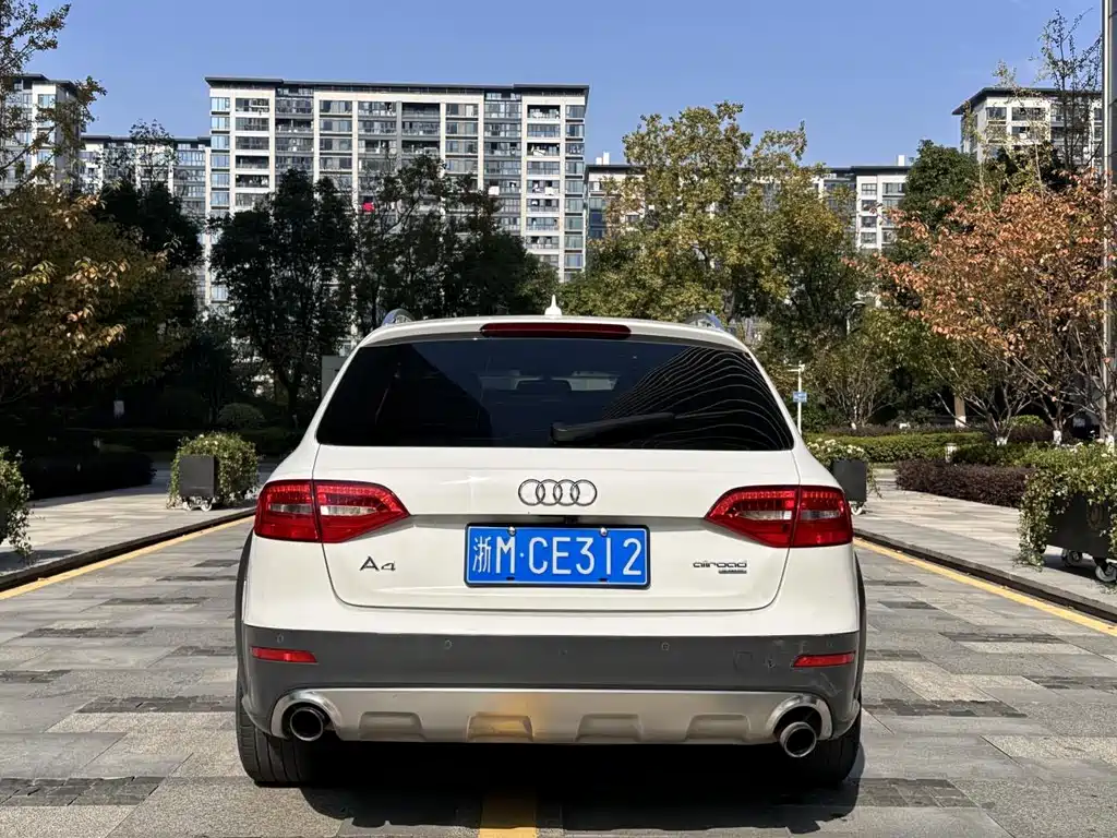Audi A4 (Import) — миниатюра 5
