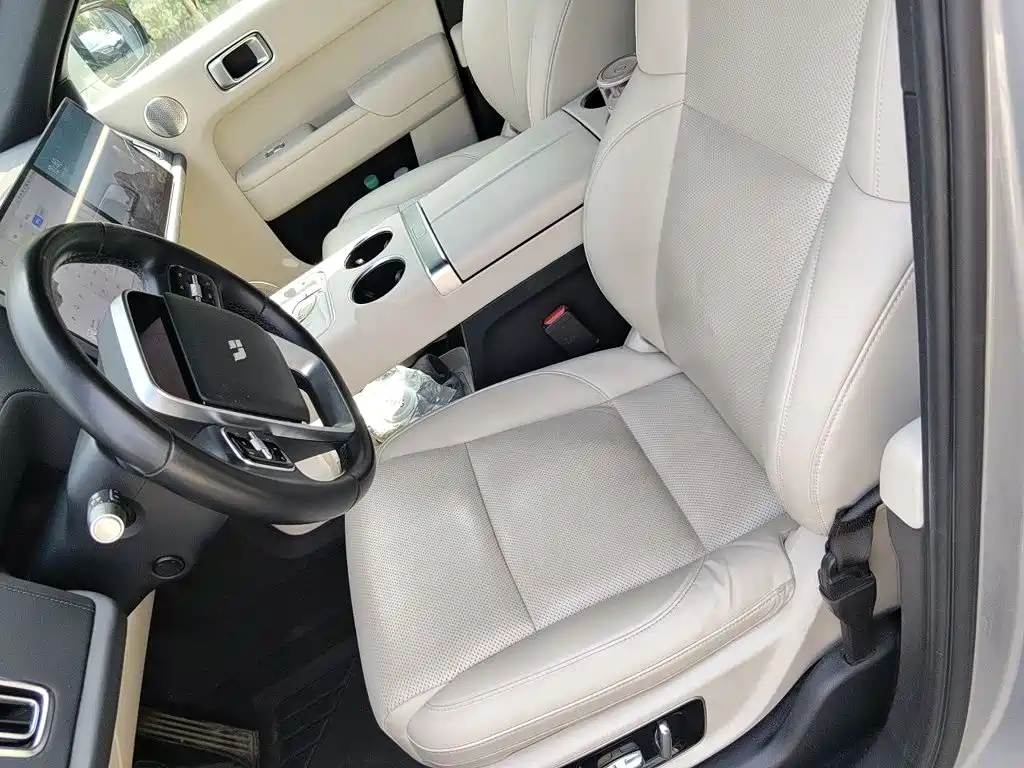 Li Auto Li L8 — миниатюра 11
