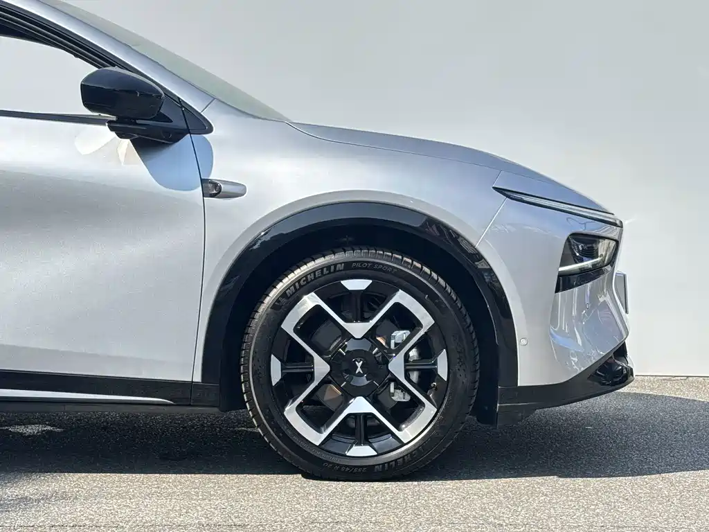 XPeng G7 — миниатюра 6