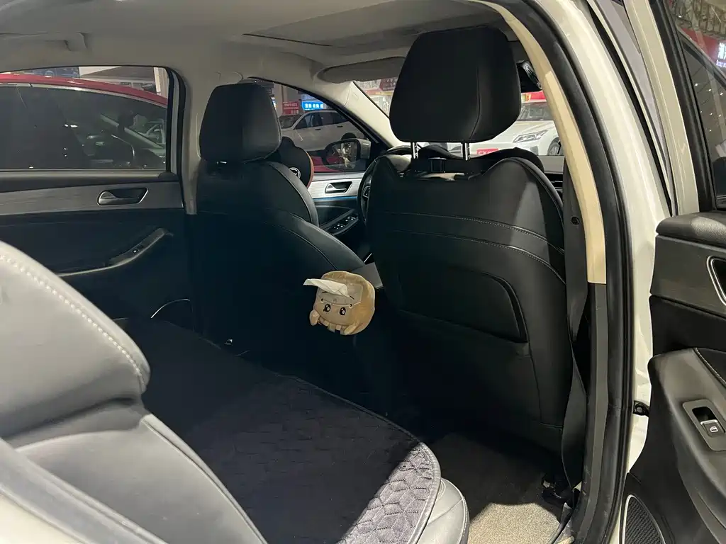 Chery Arrizo 5 PLUS — миниатюра 7