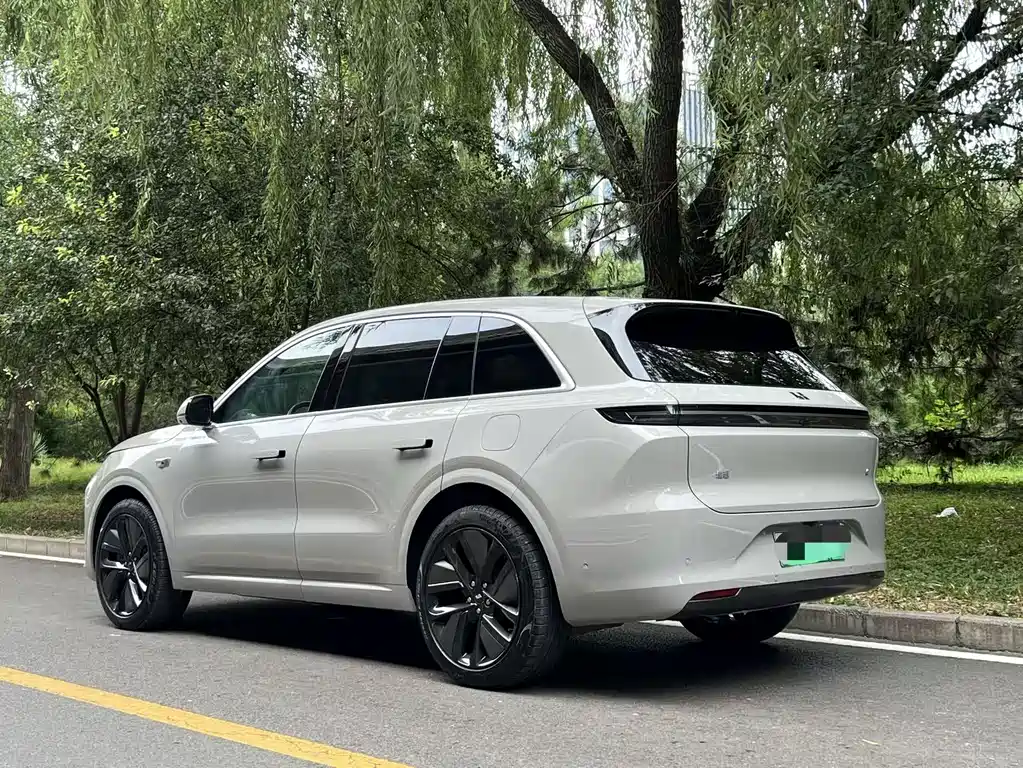 Li Auto L6 2024 Pro