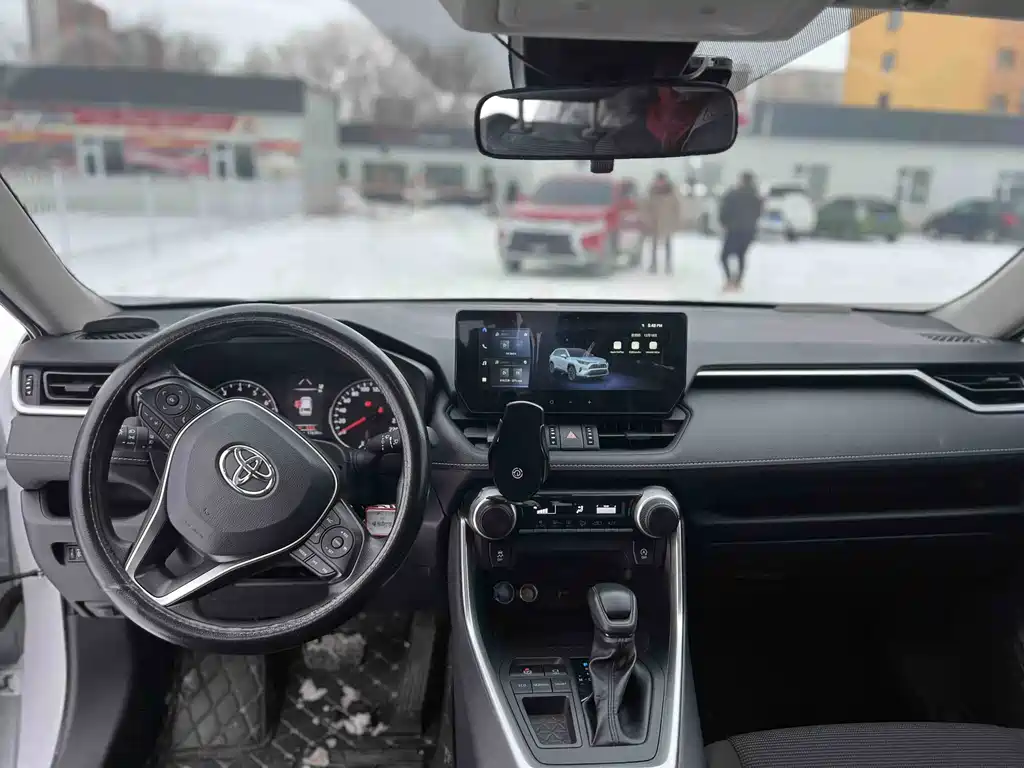 Toyota RAV4 2022 2.0L CVT