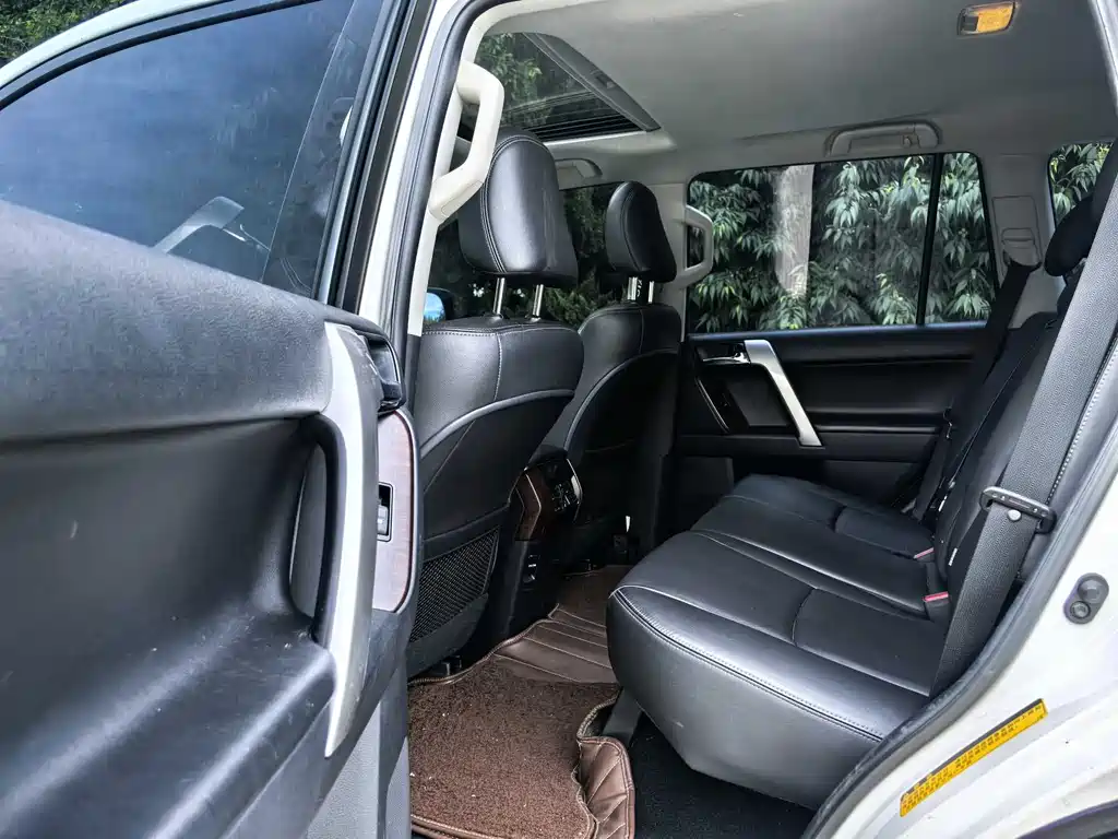 Toyota Land Cruiser Prado 2014 4.0L AT TX-L