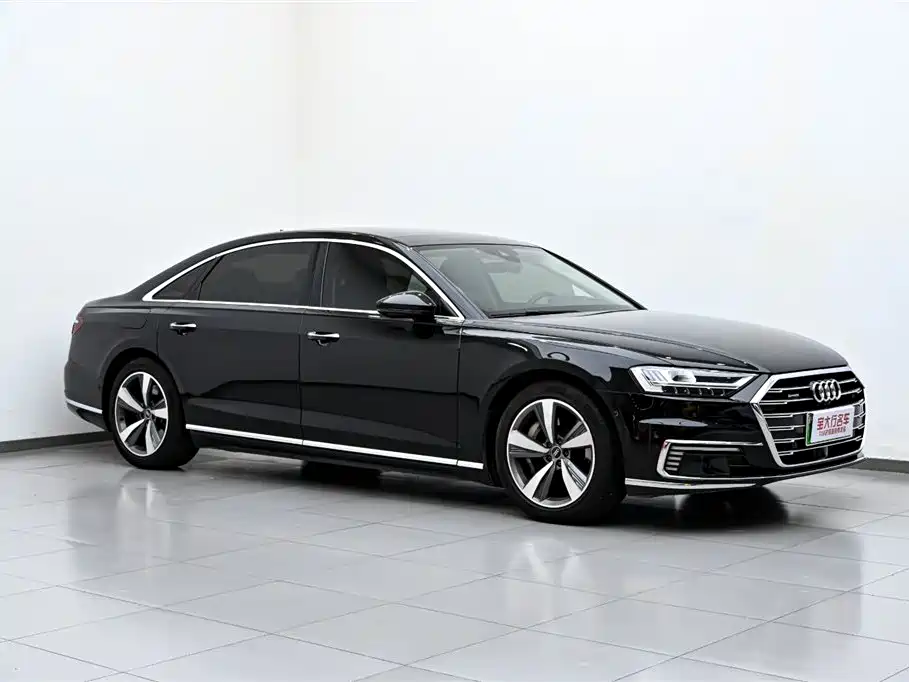 Audi A8 New Energy A8L 60 TFSIe quattro Collection Edition, фото 4