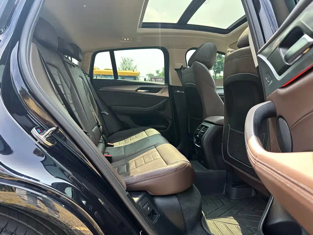 BMW X4 — миниатюра 15