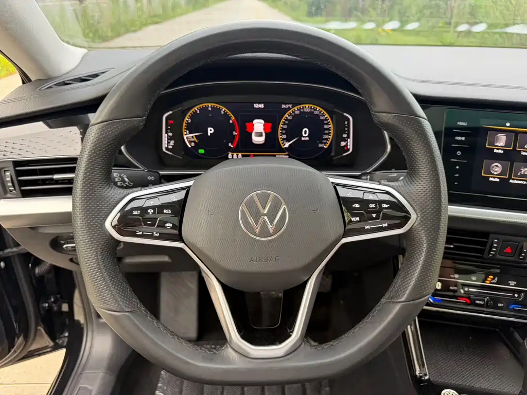 Volkswagen Passat — миниатюра 16