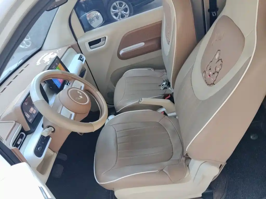 Wuling MINIEV — миниатюра 11