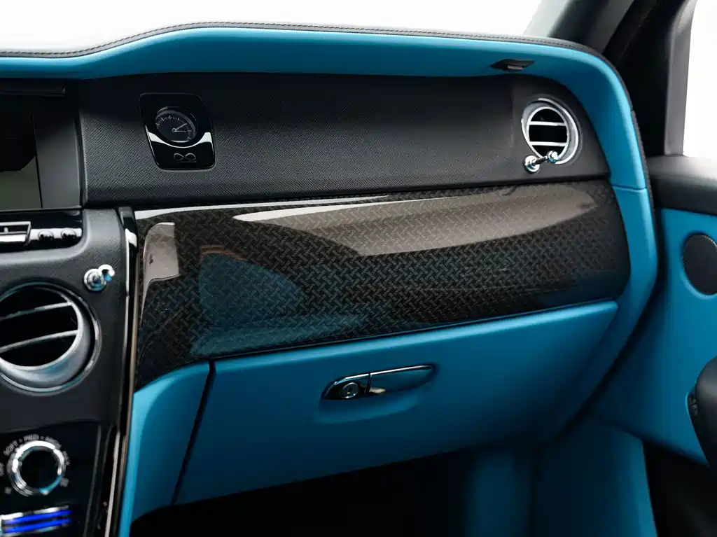 Rolls-Royce Cullinan — миниатюра 10