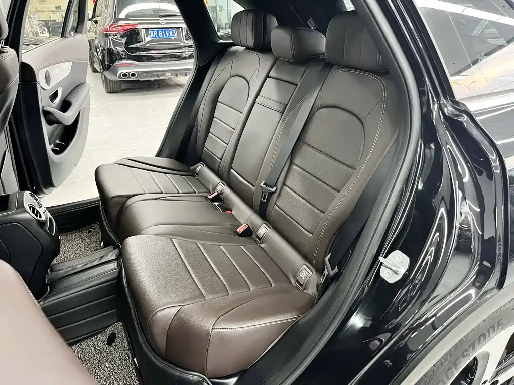 Mercedes-Benz GLC — миниатюра 16