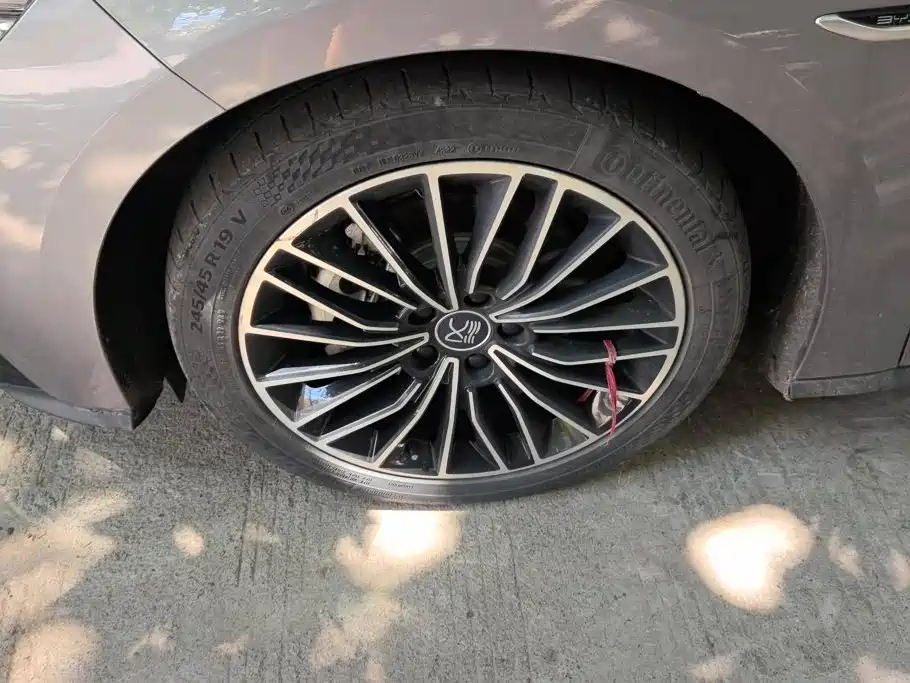 BYD Han — миниатюра 6