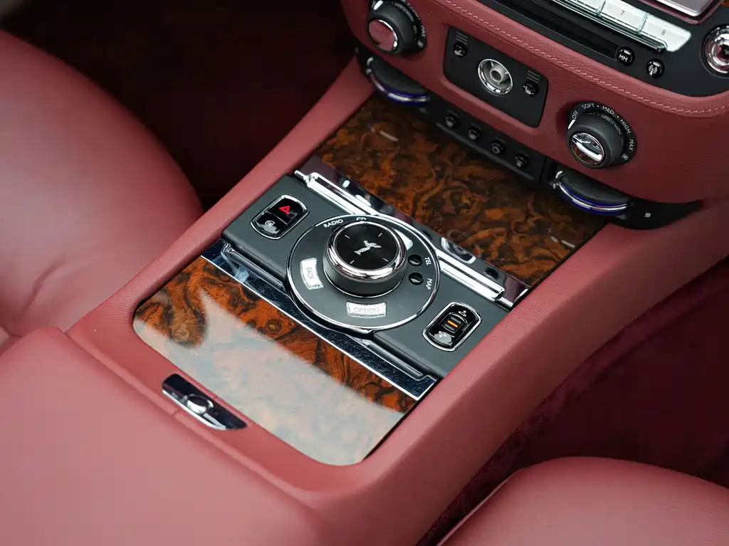 Rolls-Royce Ghost — миниатюра 19