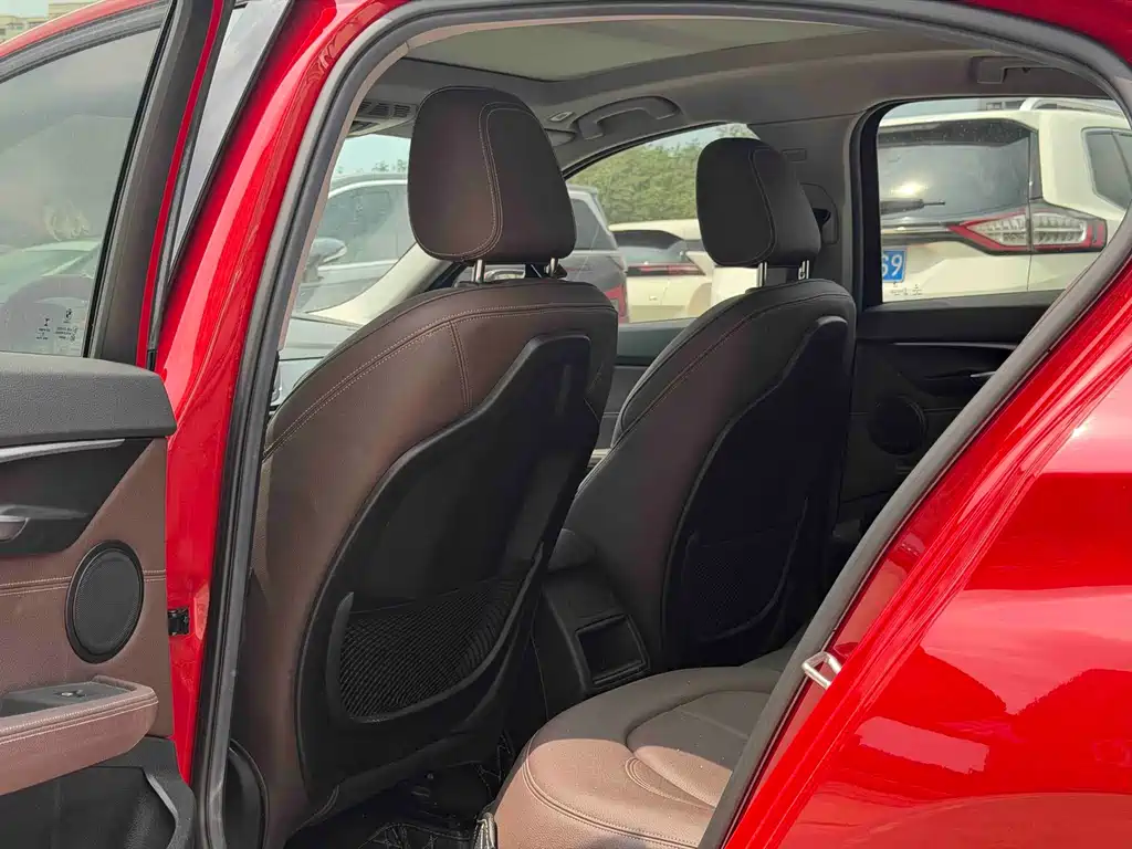 BMW 1 Series 120i M Sport Package, фото 8