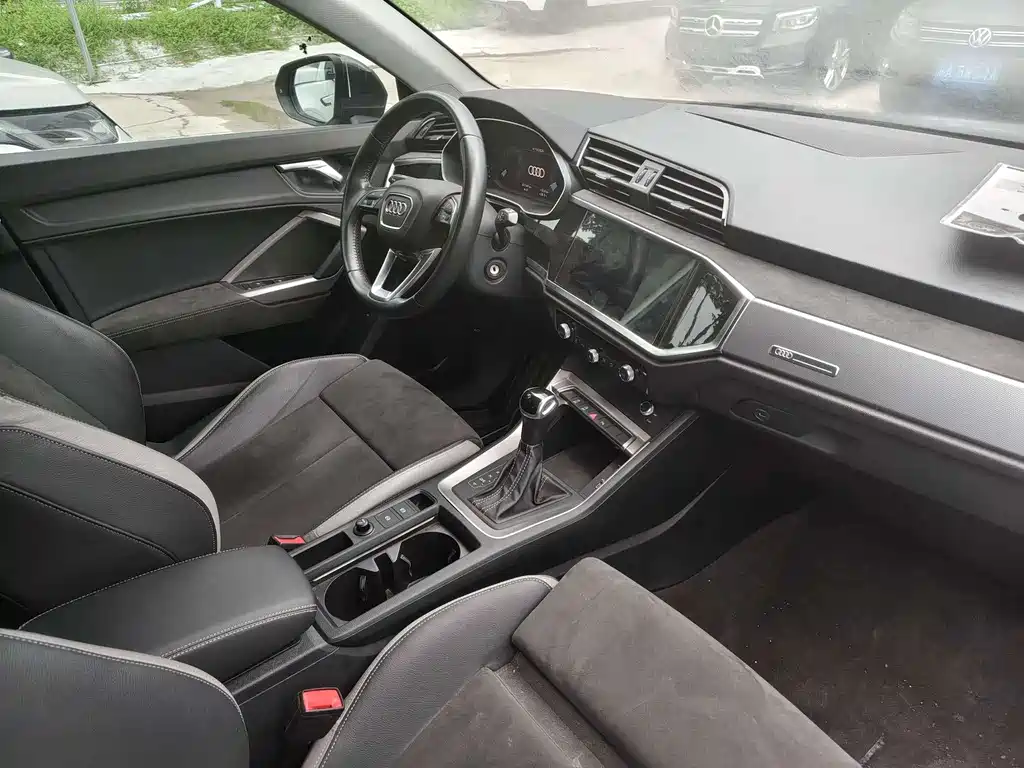 Audi Q3 — миниатюра 16