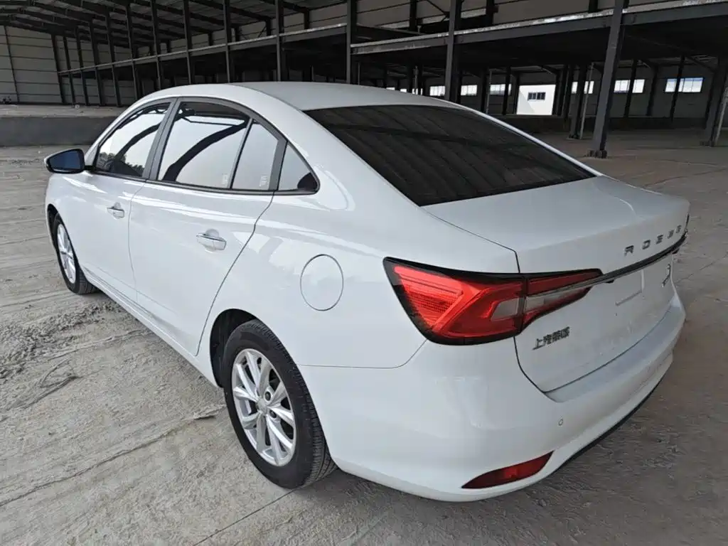 Roewe i5 — миниатюра 5