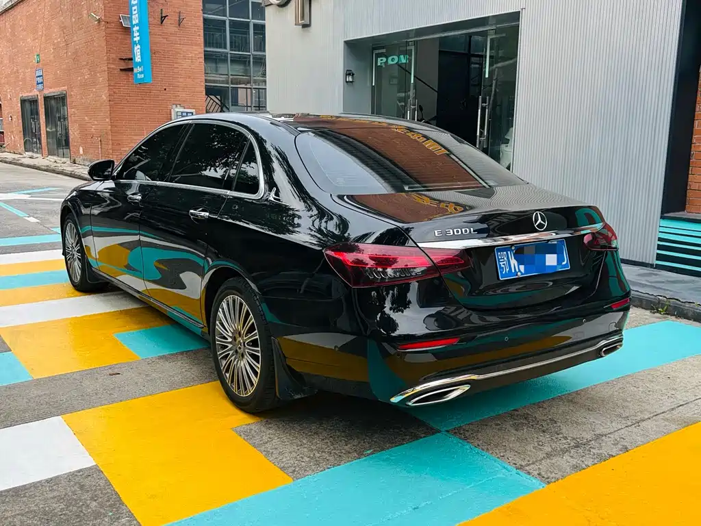 Mercedes-Benz E-Class E 2022 E 300 L Luxury