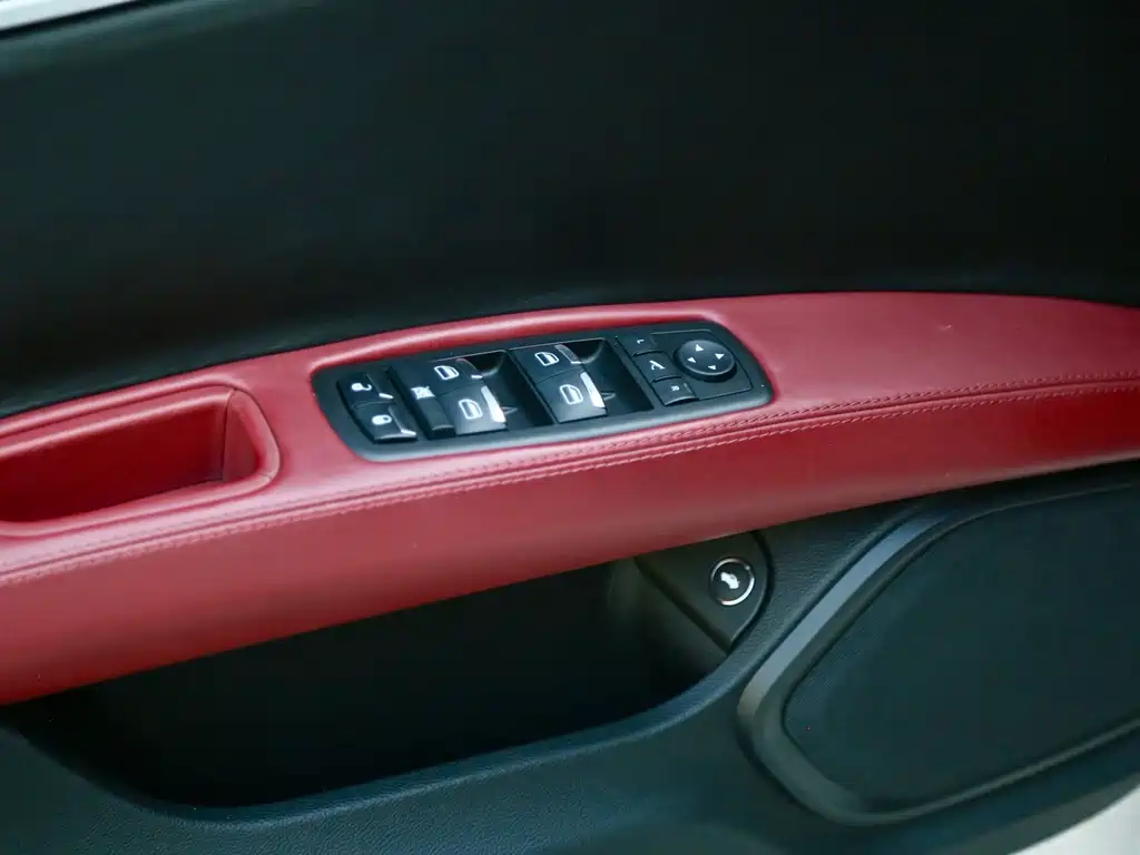 Maserati Ghibli — миниатюра 16