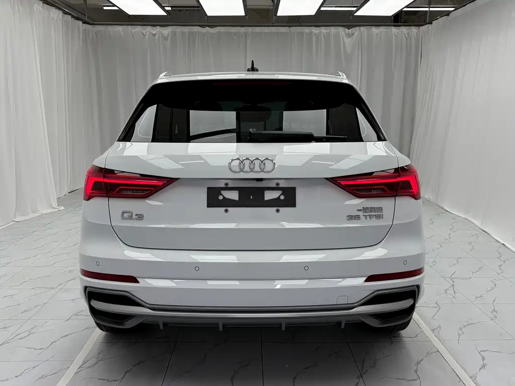 Audi Q3 — миниатюра 5