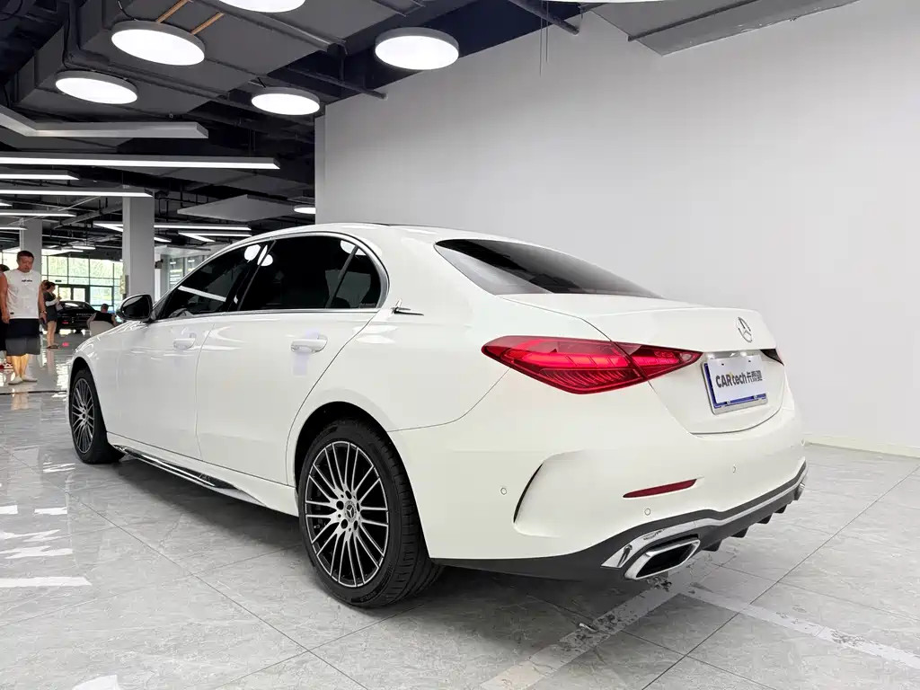 Mercedes-Benz C-Class — миниатюра 4