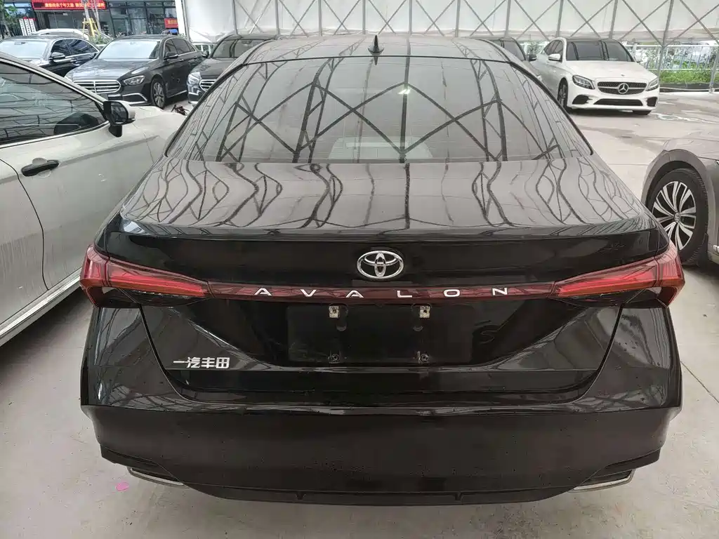 Toyota Avalon — миниатюра 5
