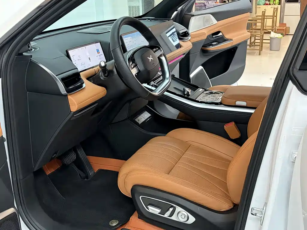 XPeng G9 — миниатюра 5