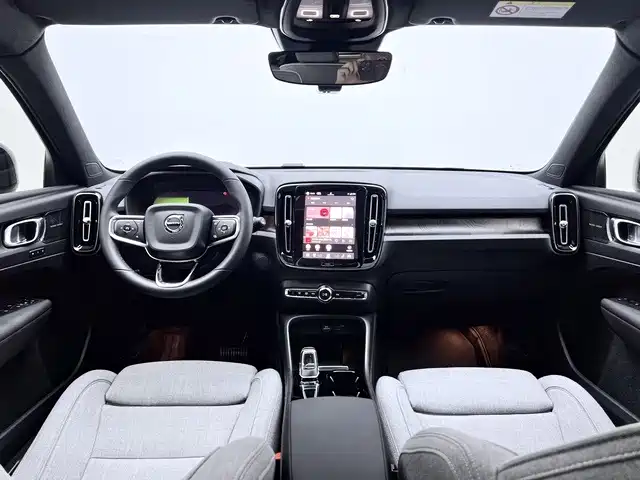 Volvo XC40 NEV — миниатюра 10