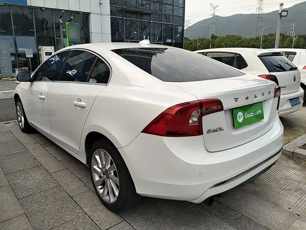Volvo S60 2016 S60L T4