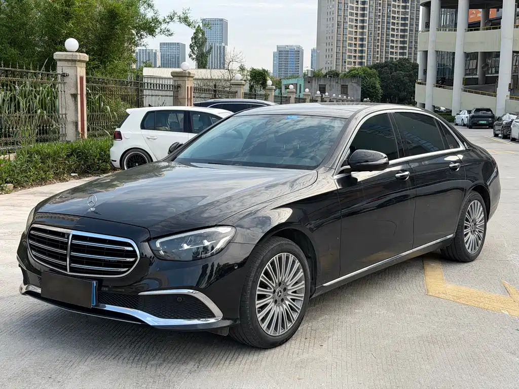 Mercedes-Benz E-Class 2021
