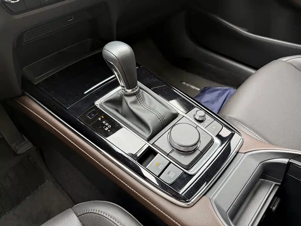 Mazda CX-30 — миниатюра 15