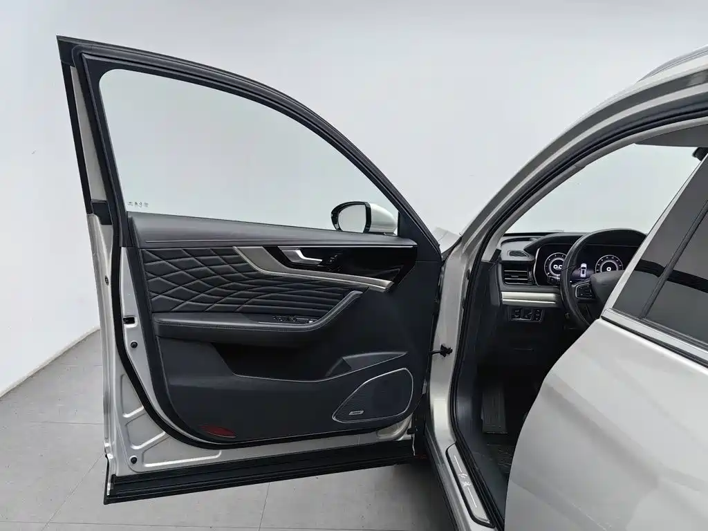 Hongqi Hongqi HS5 — миниатюра 8