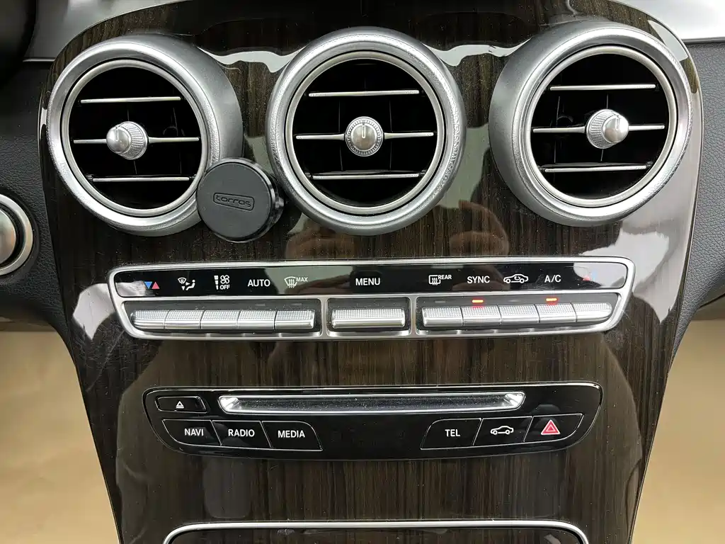 Mercedes-Benz GLC — миниатюра 20