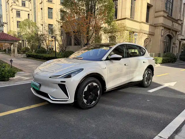 ZHIJI AUTOMOBILE ZHIJI LS7 2024