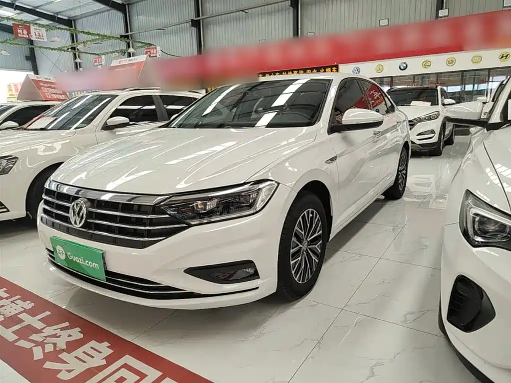 Volkswagen Sagitar 2021