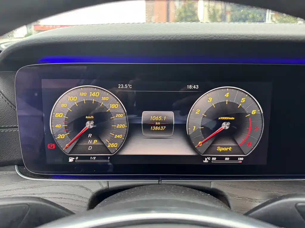 Mercedes-Benz E-Class E 2017 E 200 L Sport 4MATIC