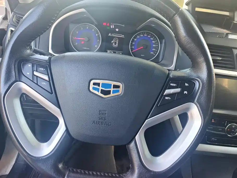Geely Emgrand — миниатюра 15