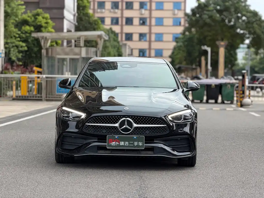 Mercedes-Benz C-Class — миниатюра 2