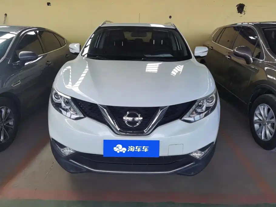 Nissan Qashqai 2017 2.0L CVT Smart V