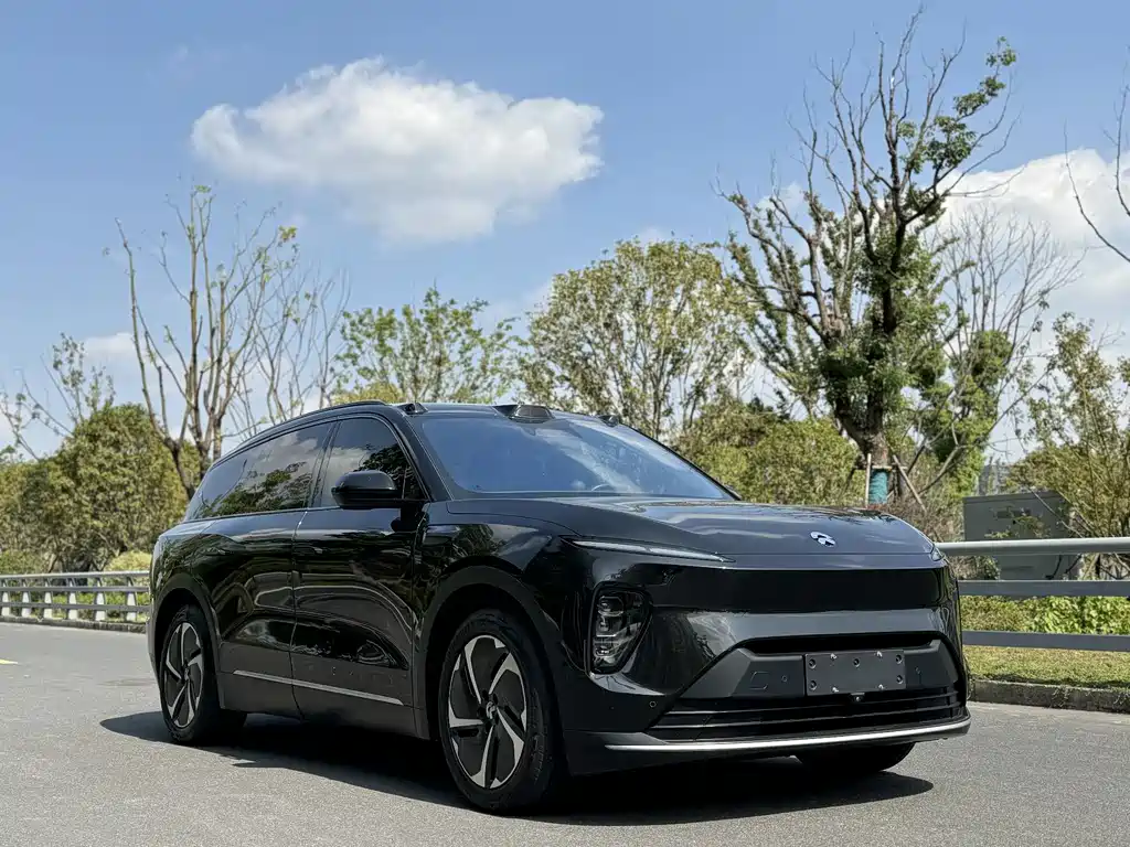 NIO ES8 — миниатюра 3