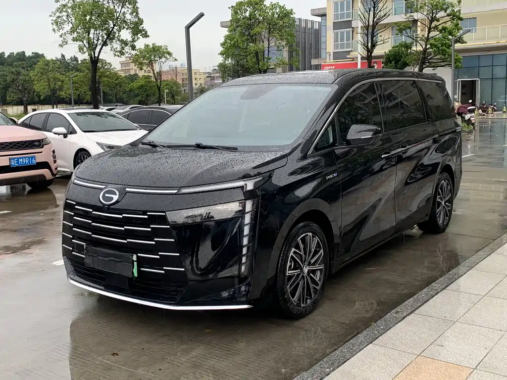 2024 GAC Trumpchi E8 - zdjęcie 1 z 9