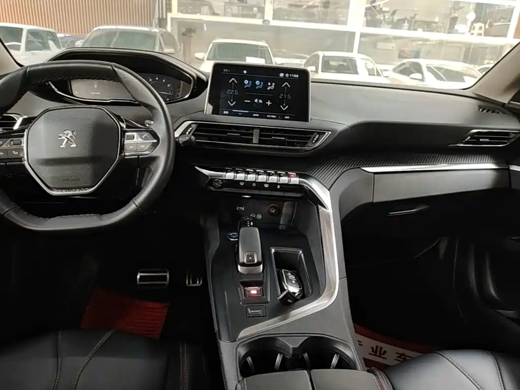 Peugeot 4008 — миниатюра 14