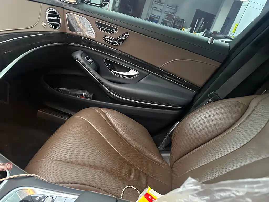 Mercedes-Benz S-Class — миниатюра 9