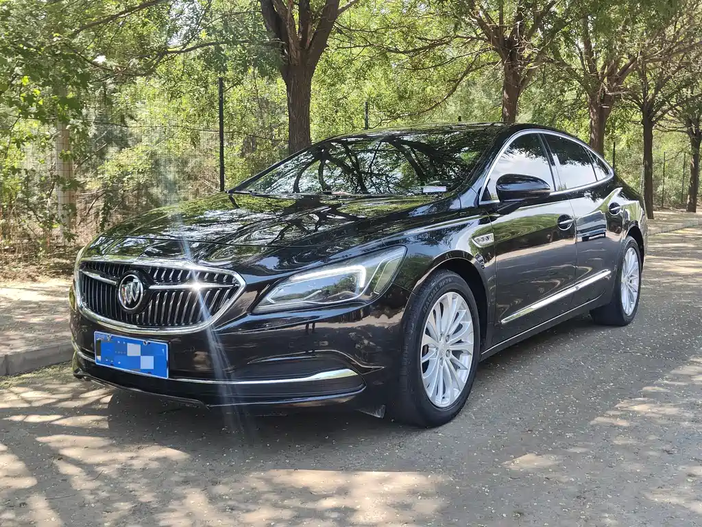 2019 Buick LaCrosse - zdjęcie 1 z 13