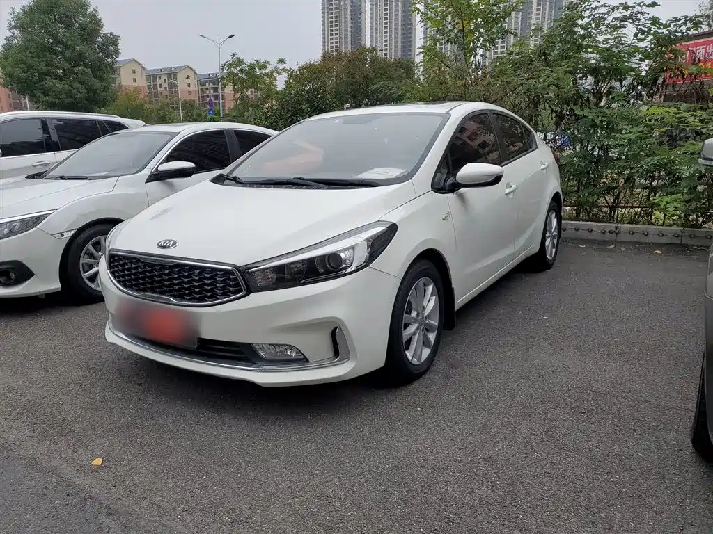 KIA K3
